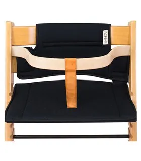 Stokke Tripp trapp - Vista frontal con retenedor Black Series