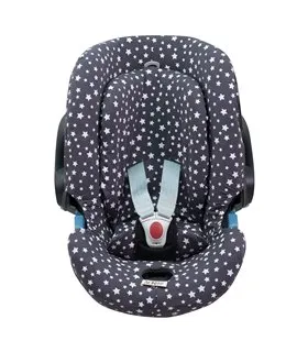 Cybex Aton 4 - vista frontal do céu de inverno