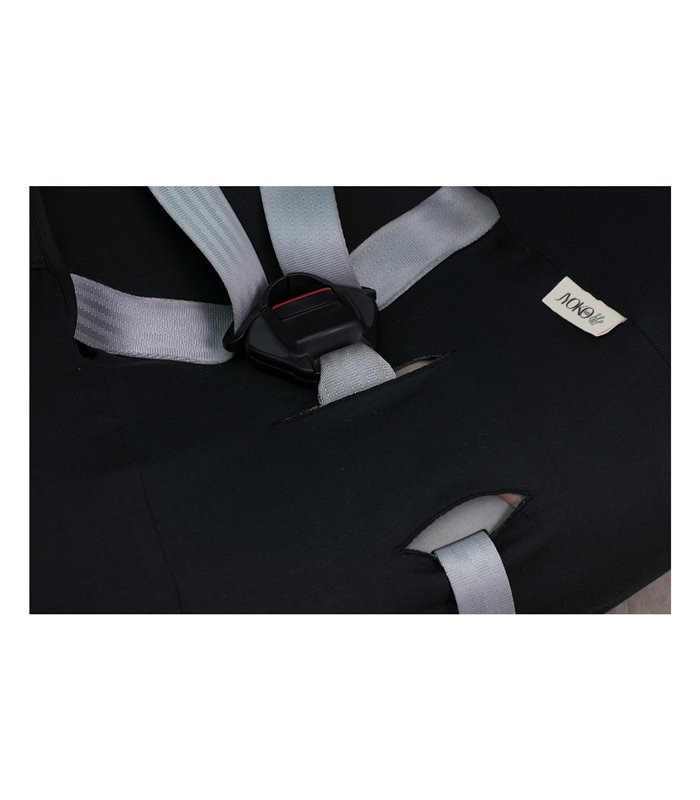 Funda silla coche universal - Ojal para correas de seguridad Black Series Funda silla coche universal - Ojal para correas de seguridad Black Series