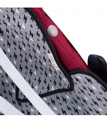 Detalle etiqueta Black Rayo