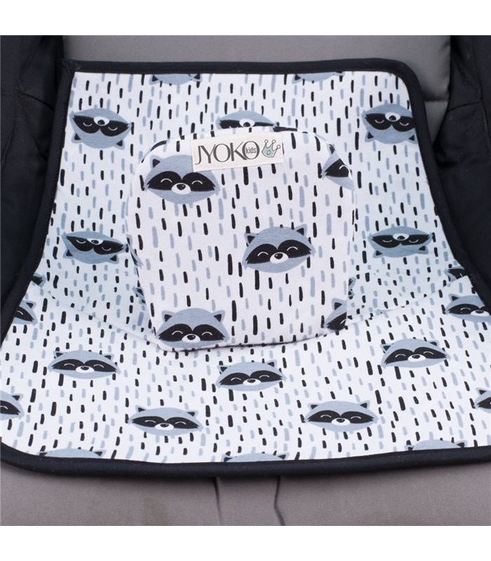 Vista frontal da virilha de Racoon Town