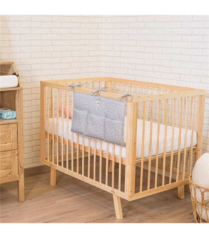 organizador de berço - Vista de uso com modelo Romarey