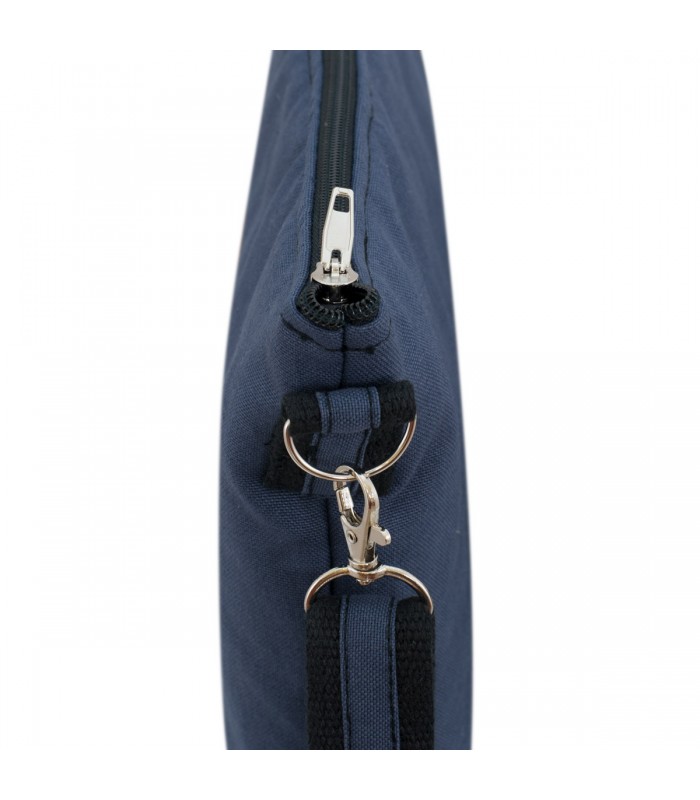 Vista básica lateral do mar