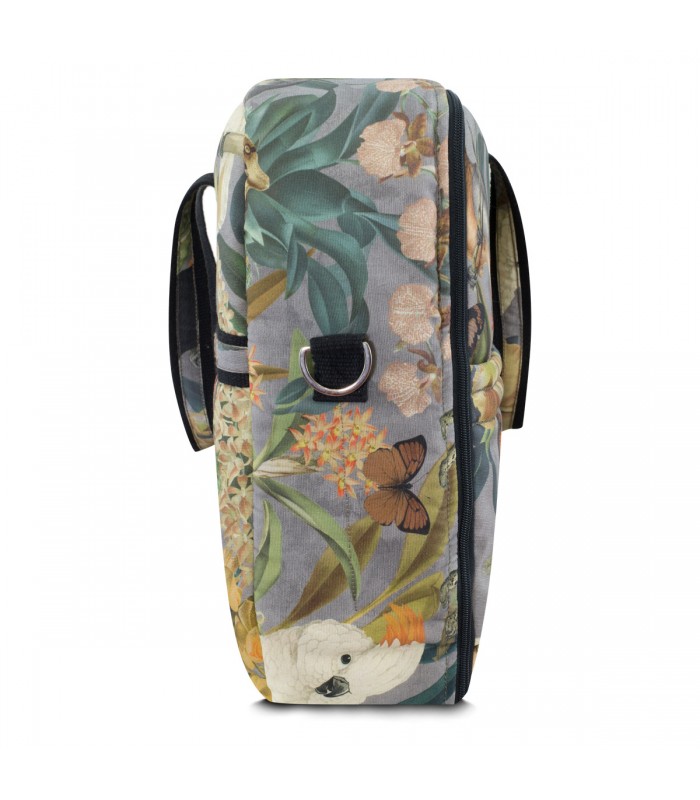 Vista lateral da alta costura exótica