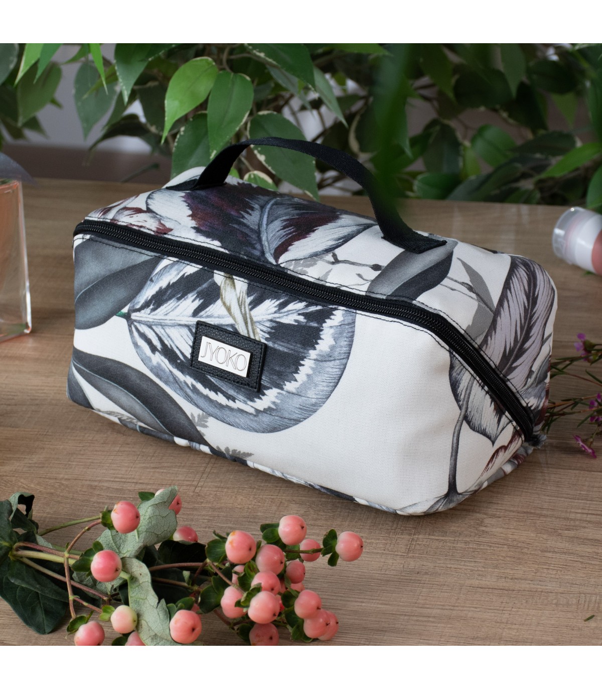 Sakura Large Capacity Travel Toiletry Bag - 2