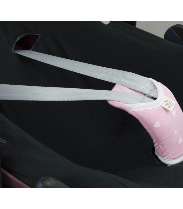 Vista lateral de brilhos rosa