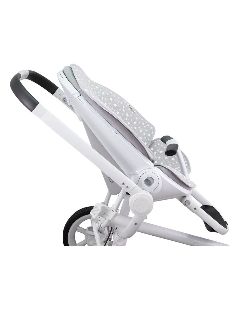 Quinny Moodd, Stokke, Cybex Priam - Vista 3/4 reclinado White Star