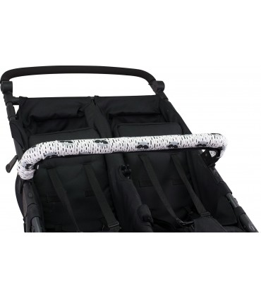 A capa protetora cobre a alça - Vista 3/4 Racoon town