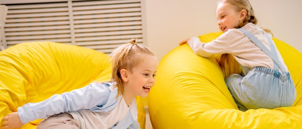 Come posso incoraggiare la compagnia nel mio bambino?