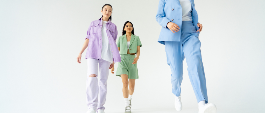 Stile Elevato: Guida alla Moda per le Donne di Statura Minuta