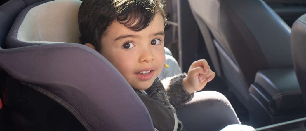 Como escolher a melhor cadeira auto para o seu bebé: um guia completo para novos pais