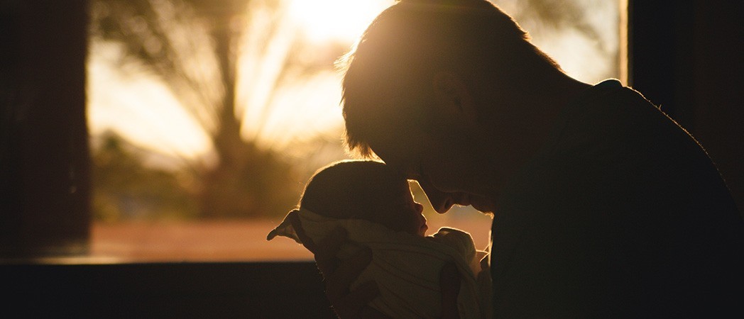 Criando con Amor: Cómo Brindar Seguridad y Felicidad a tu Bebé