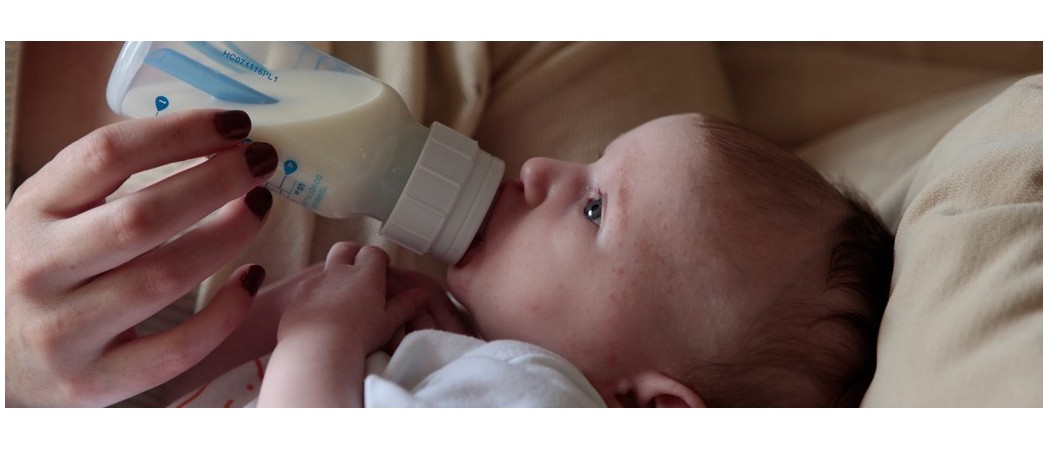 Première année: lait adapté et biberon