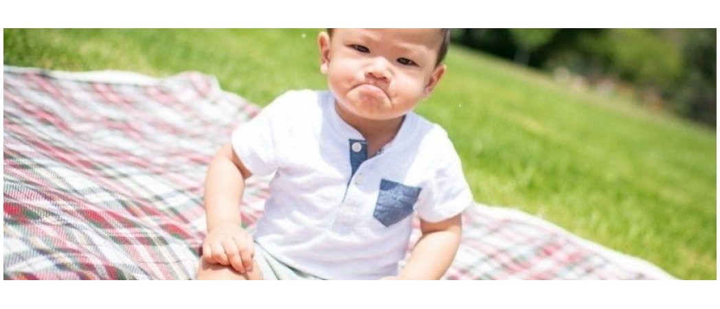 Il mio bambino morde, è normale?
